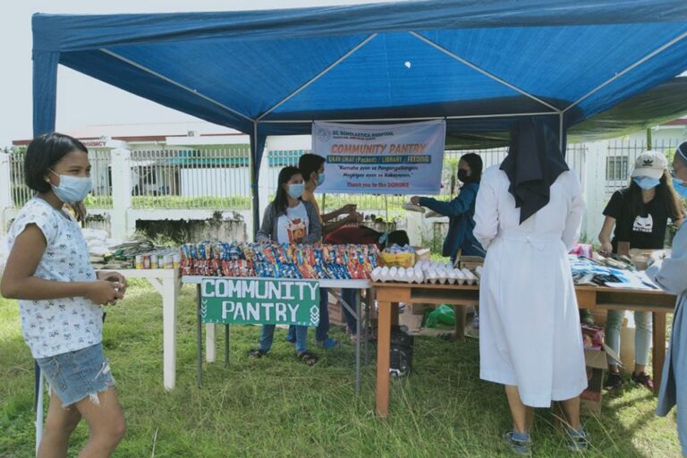 1 Community Pantry
